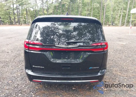 2023 Chrysler Pacifica Hybrid Touring L z USA, uszkodzony, nr VIN 2C4RC1L72PR565301
